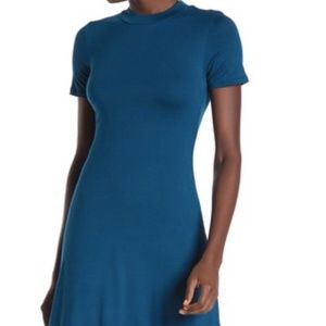 Velvet Torch | Short Sleeve Dress